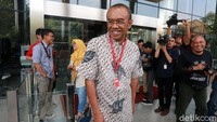 Kedatangan Gatot ke KPK memang memenuhi panggilan sebagai saksi berkaitan dengan kasus dugaan suap terkait pengucuran dana hibah dari Kemenpora ke Komite Olahraga Nasional Indonesia (KONI)
