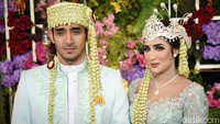 Sebelum prosesi akad, Tania Nadira membuat pesta ala Bollywood. Pool/Noel/detikFoto.