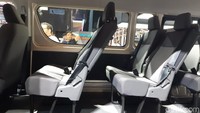 Sejak 2012 lalu, HiAce mendapatkan respon positif seperti terlihat angka penjualannya yang terus berkembang. Pada tahun pertama diluncurkan, penjualan langsung mencapai 560 unit dengan market 5 share 47 persen, dan kini angkanya sudah naik menjadi lebih dari 7 kali lipat dengan pangsa pasar sekirar 98,1 %.Foto: Ridwan/detikOto
