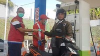Kami mewaspadai segala aktivitas gunung. Namun pelay anan kepada masyarakat tetap dilakukan, sambil memperhatikan kondisi situasi di lokasi, jelas Unit Manager Communication Relations & CSR Pertamina Marketing Operation Region (MOR) III Dewi Sri Utami, kepada detikFinance, Sabtu (27/7/2019). Istimewa/Dok. Pertamina MOR III.