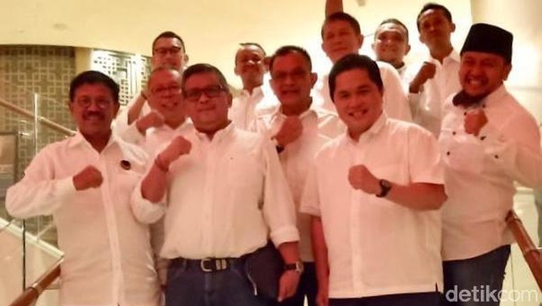 Timses Jokowi Pasang Syarat Jelang Pengumuman Kabinet Timses Jokowi Pasang Syarat Jelang Pengumuman Kabinet