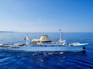 Yacht Terbesar di Dunia Lagi Dibikin, Jembatan Bersejarah Jadi Tumbal