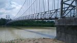 Ada Jembatan Gantung, Lebak-Serang Cuma Sepelemparan Batu
