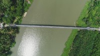 Jembatan Gantung Kolelet yang memiliki panjang 132 meter dengan lebar 1,7 meter. Istimewa/Dok. Kementerian PUPR.