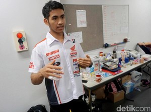 Andi Gilang Naik ke Moto2, Bagaimana Nasib Dimas Ekky?