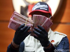 Ini Barang Bukti Kasus Suap Bupati Kudus