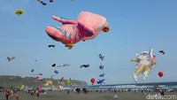 Festival ini adalah kerjasama antara Dinas Pariwisata (Dinpar) DIY, Dinpar Kabupaten Bantul dengan Perkumpulan Pegiat Layang-layang Nusantara (TALIKAMA) (Pradito Rida Pertana/detikcom)