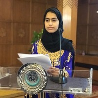 Fatima mengaku sebenarnya ia sudah menciptakan robot sejak berusia tujuh tahun. Latar belakang orangtua yang bergerak di bidang teknologi menjadi inspirasinya menjadi seorang penemu. Foto: dok. Instagram @fatimaalkaabi_1