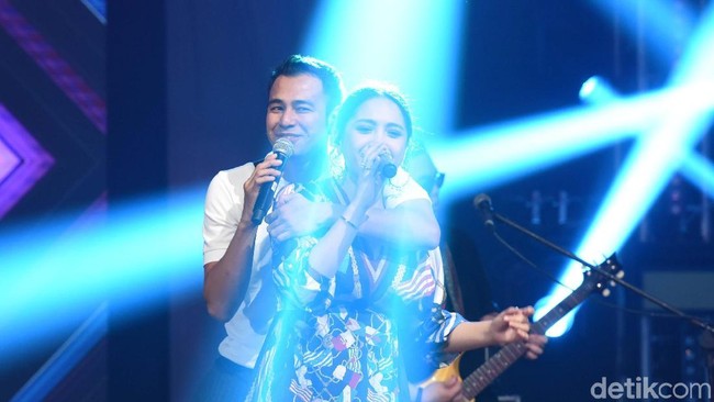 Raffi-Nagita Jawab Tudingan Pura-pura Mesra di Depan Kamera