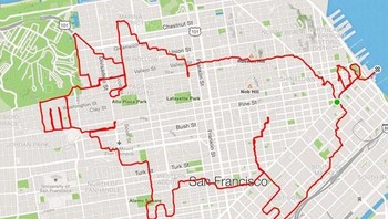 Dalam wawancara dengan SFGATE, Lenny menyebut bahwa garis dalam karya lukisnya tak bisa dilihat sampai larinya benar-benar selesai. (Foto: Dok. Lenny Maughan via Boredpanda)