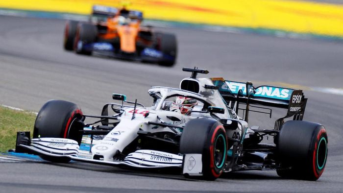 Lewis Hamilton raih pole position di GP Jerman 2019 (Kai Paffebanch/REUTERS)