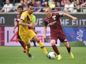 Kepengin Jadi Pelatih, Iniesta Incar Kursi di Barcelona?
