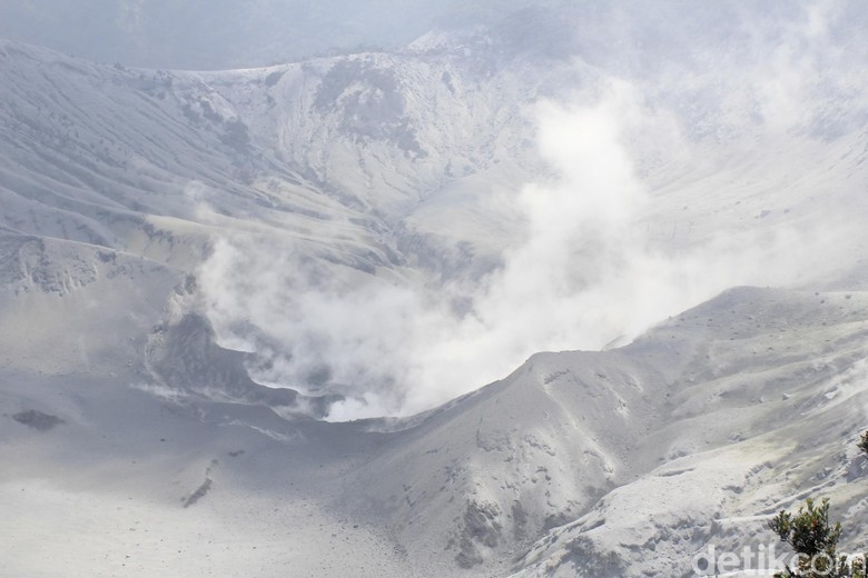 Download 620 Koleksi Gambar Gunung Takuban Perahu Paling Bagus Gratis