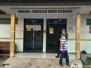 Petugas Pemakaman Jenazah COVID-19 di Subang Mogok Kerja