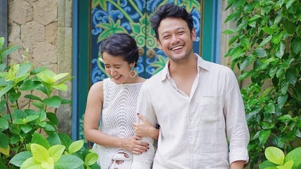 Dwi Sasono dan Widi Mulia