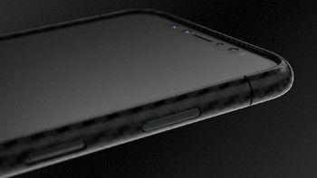 Bagian depan dari iPhone 11 kustom buatan Caviar edisi khusus 50 tahun misi Apollo 11. Foto: Caviar