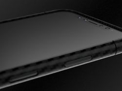 iPhone Apollo 11 Ini Dibanderol Mulai Rp 61 Juta, Bisa Tahan Api!