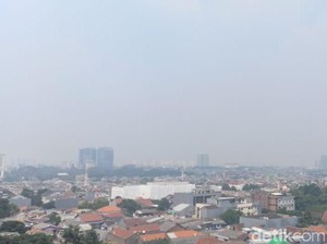 Data AirVisual Minggu Siang: Kualitas Udara DKI Terburuk Ketiga