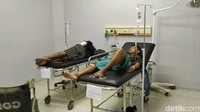 10 orang juga luka-luka akibat kecelakaan tersebut.