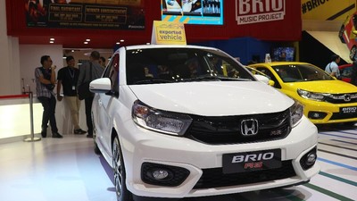 Honda Brio Bersetir Kiri