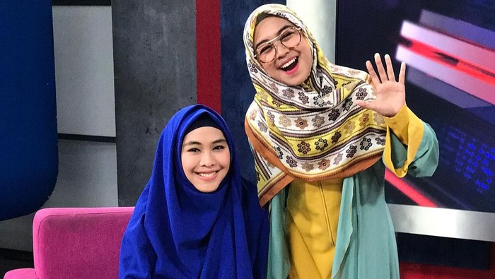 Ria Ricis bersama kedua kakaknya