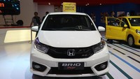 Honda Brio bersetir kiri ini merupakan versi ekspor. Foto: Dina Rayanti