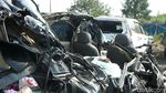 3 Orang Tewas, Begini Kondisi MPV yang Ditabrak Bus di Cipali