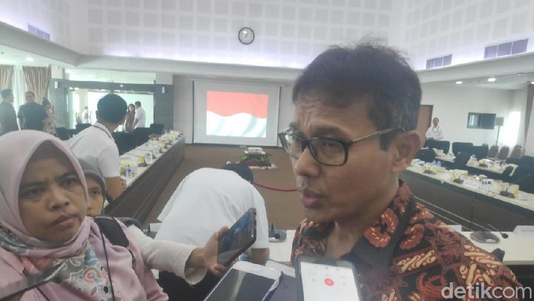 drg Romi Gagal Jadi PNS, Gubernur Sumbar: Kepala Daerah Jangan Semena-mena drg Romi Gagal Jadi PNS, Gubernur Sumbar: Kepala Daerah Jangan Semena-mena