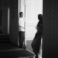 Versi hitam putih dari foto tersebut pun terlihat cantik. Foto: Instagram @dierabachir