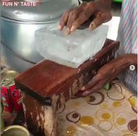 Esnya Diserut Pakai Tangan, Ini Es Cendol Tradisional Khas Kuala Lumpur