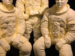 1 Ton Mentega Disulap Jadi Patung Awak Apollo 11