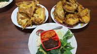 Ini Kelezatan Ayam Goreng Mbah Karto Tembel, Favorit Jokowi dan Jan Ethes