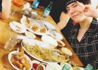 Jungkook 'BTS' hingga Cha Eun Woo, Pilih Hangout Bareng di Resto Sederhana
