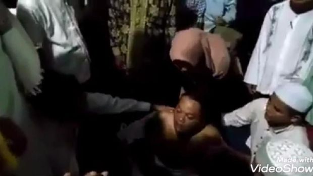 Robi yang pura-pura hidup kembali