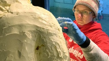 Butuh waktu 500 jam untuk merampungkan seluruh patung mentega ini. Foto: American Dairy Association Mideast