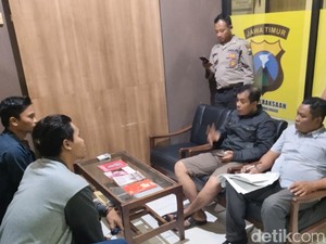 Penyitaan Buku Mau Sampai Kapan?
