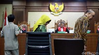 Mantan Wakil Ketua Komisi VII DPR Eni Maulani Saragih dan pengusaha Johannes Budisutrisno Kotjo hadir dalam sidang Eks Dirut PLN Sofyan Basir di Pengadilan Tipikor, Jakarta, Senin (29/7/2019).