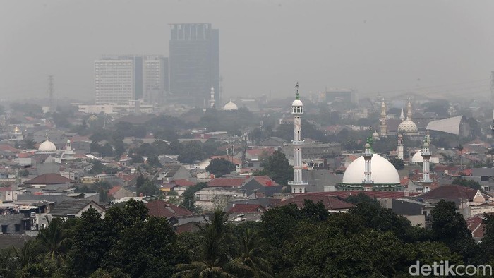 Polusi Jakarta Yang Menyesakkan Kita