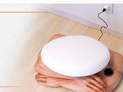 Jomblo Mungkin Minati Speaker Tampan yang Super Mesra Ini