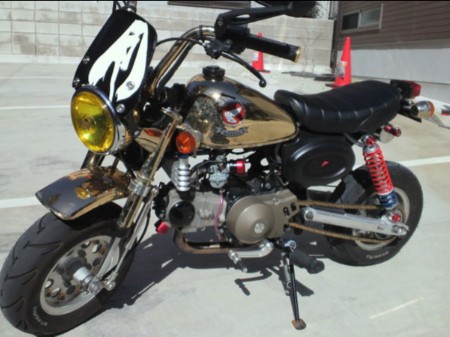 Inspirasi Modifikasi Honda Monkey 1996 Gold