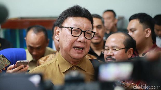 Tjahjo Kumolo