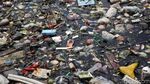 Penampakan Sampah di Kali Bahagia yang Bikin Warga Tak Bahagia