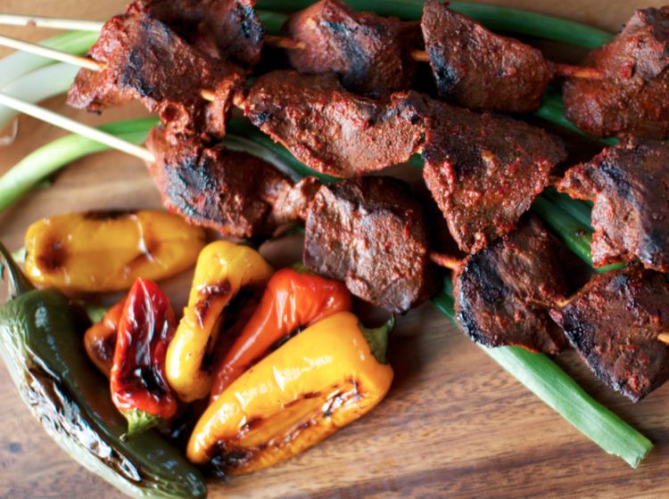 Crepes hingga Sate, 12 Jajanan Kaki Lima yang Populer di Berbagai Negara