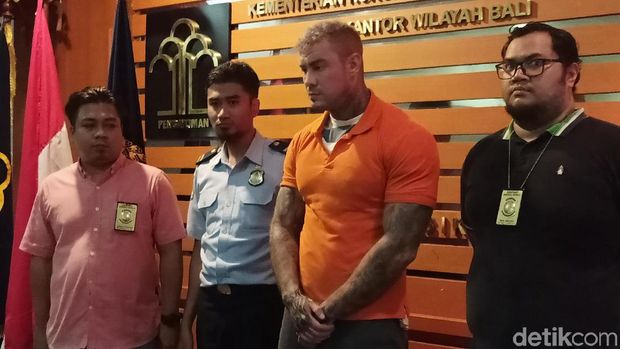 JUDI ONLINE Terrence Murrell saat ditangkap di Bali /