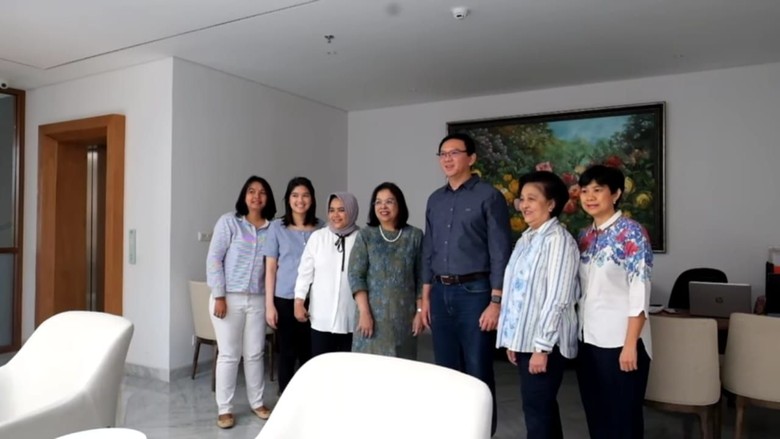 Ahok Kenang Berobat Gigi Saat Masih di Mako Brimob Ahok Kenang Berobat Gigi Saat Masih di Mako Brimob