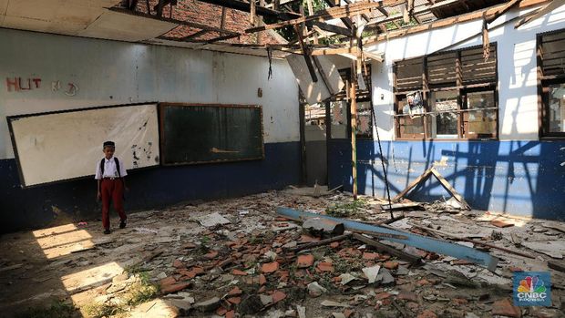 Kata Sri Mulyani Soal Masih Banyaknya Sekolah yang Bobrok