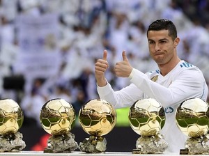 Ballon dOr Cristiano Ronaldo Ada 5, Dahsyat tapi Bukan yang Terbanyak