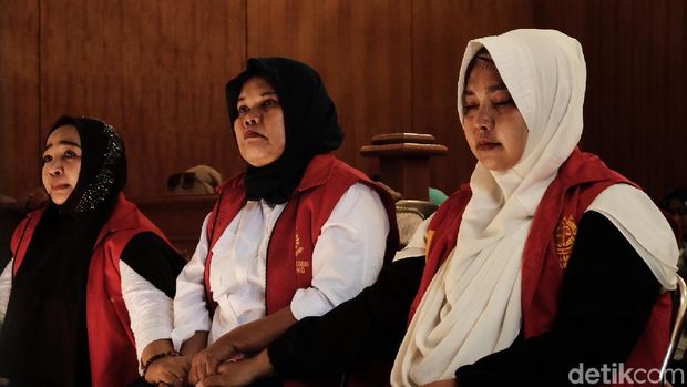 Jejak 3 Emak PEPES: Kampanye Hitam ke Jokowi, Divonis 6 Bulan Bui