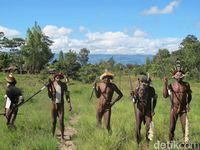 Suku Dani yang mendiami Wamena