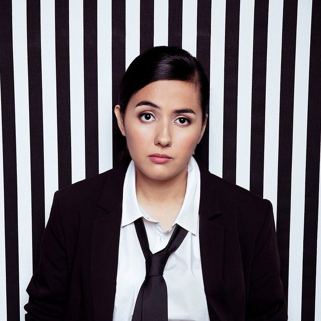 Elle Mills pamit dari YouTube karena mengaku stres dengan kehidupan dan kegiatannya. Ia mengaku mengalami gangguan kecemasan dan depresi sehingga harus rehat sebagai YouTuber. Selang dua bulan, Elle memutuskan kembali lagi. Foto: Instagram/@elle.mills